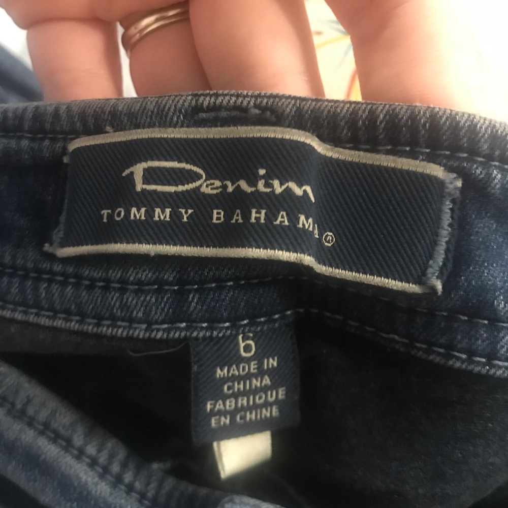 Tommy Bahama - Size 6 Denim